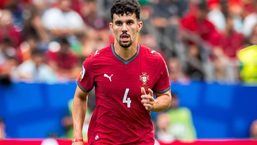 Tomás Araújo